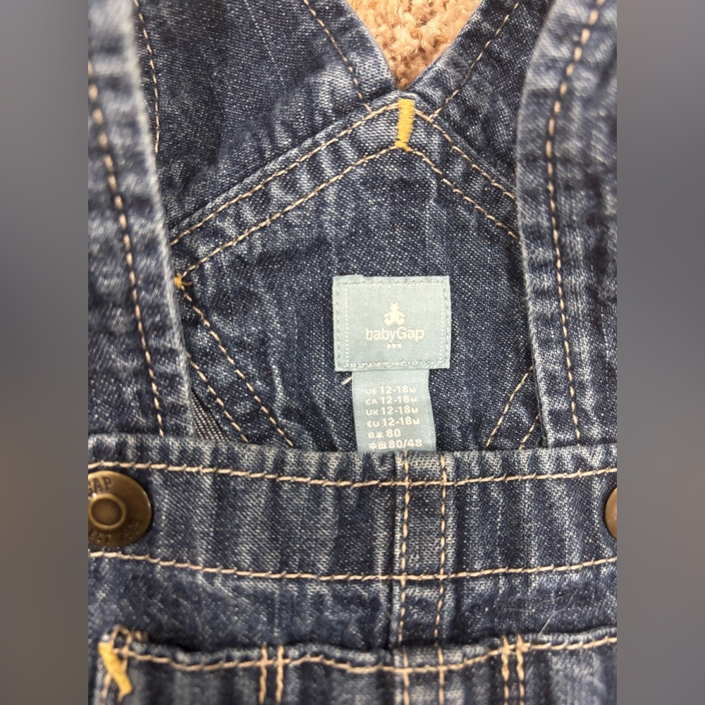 GAP 12-18 month bundle - Picture 11 of 12